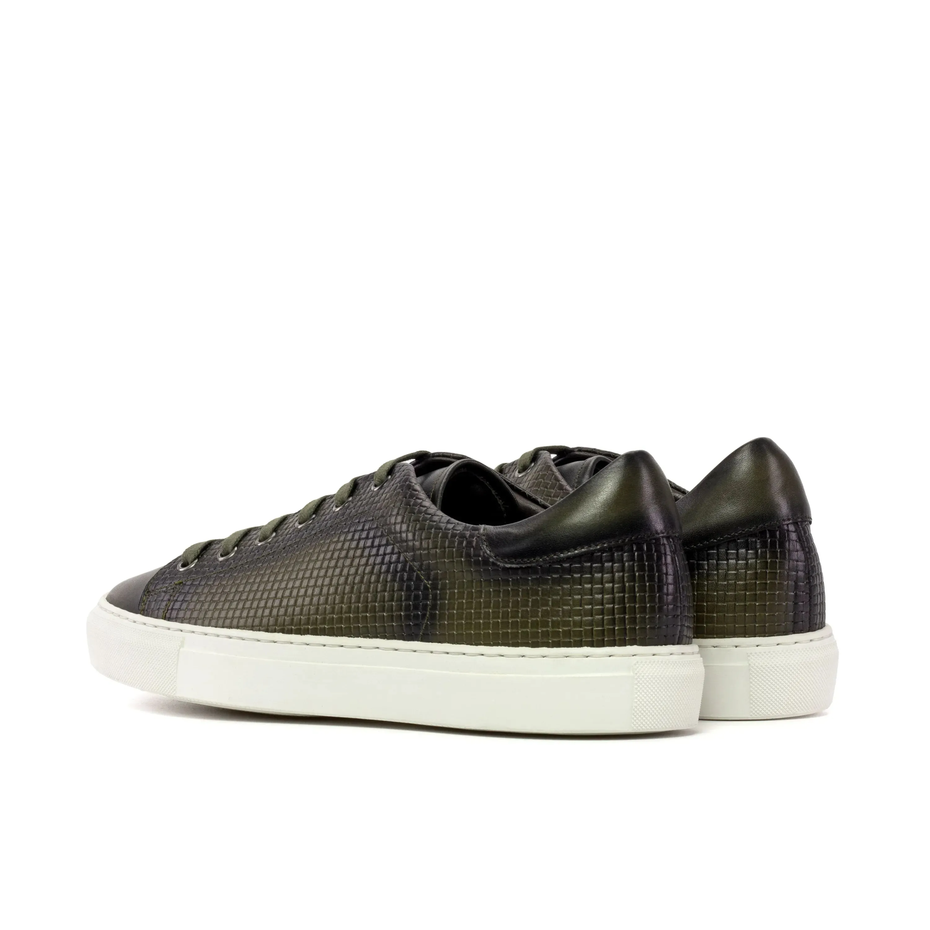 CapaThree Trainer Sneaker II