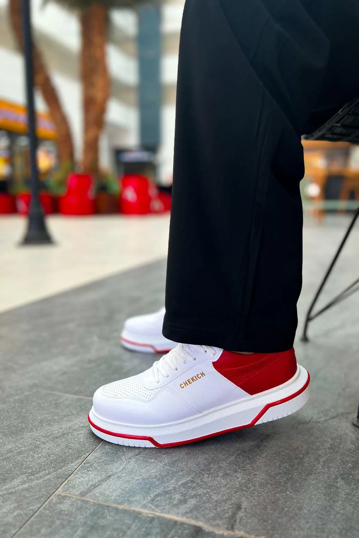 CH075 Men's Unisex White-Red Casual Sneaker Sports Shoes