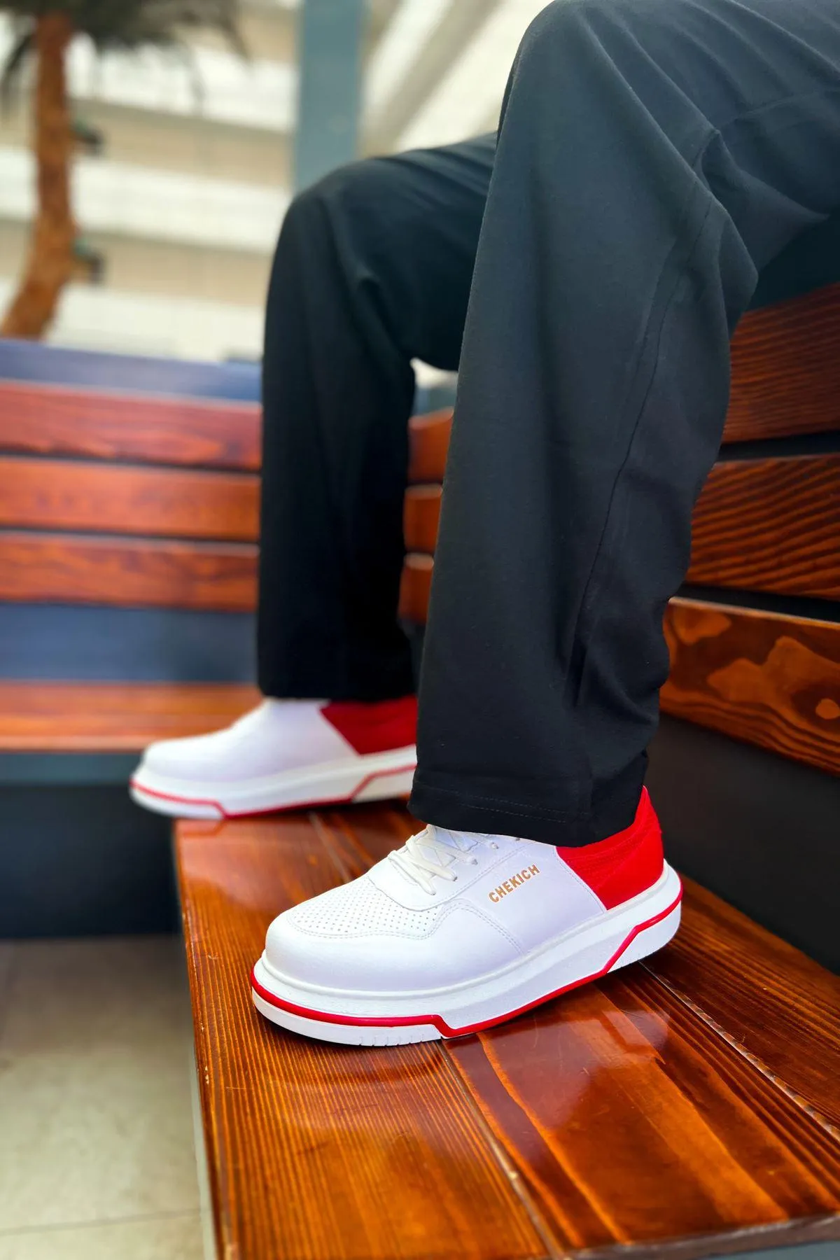 CH075 Men's Unisex White-Red Casual Sneaker Sports Shoes