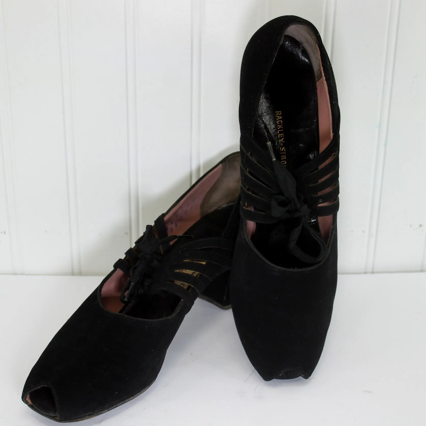 Dickerson 1940s Black Suede Tie Shoes 8 1/2 A Rockley Strom Co