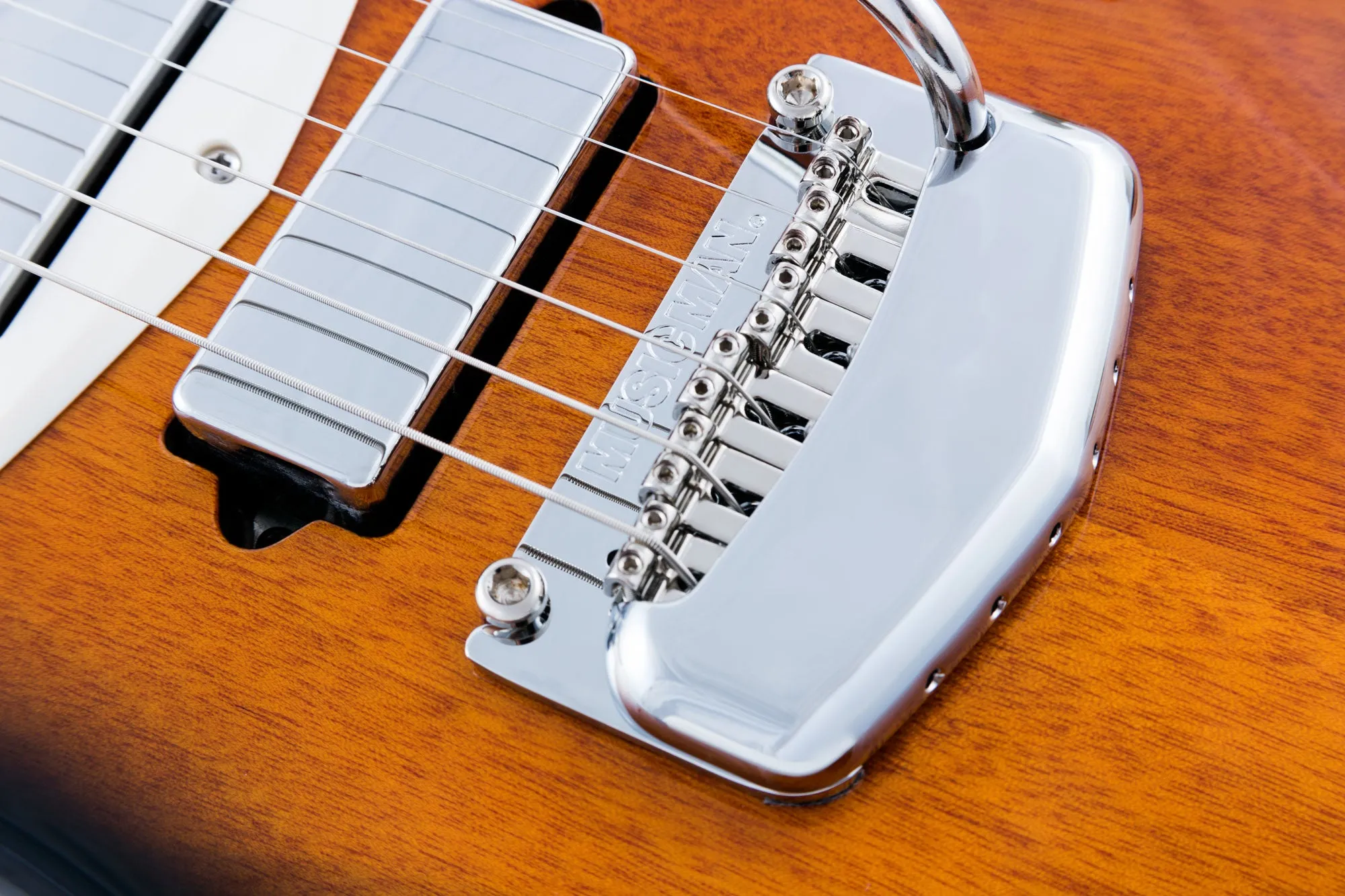 Ernie Ball Music Man St. Vincent - Tobacco Burst