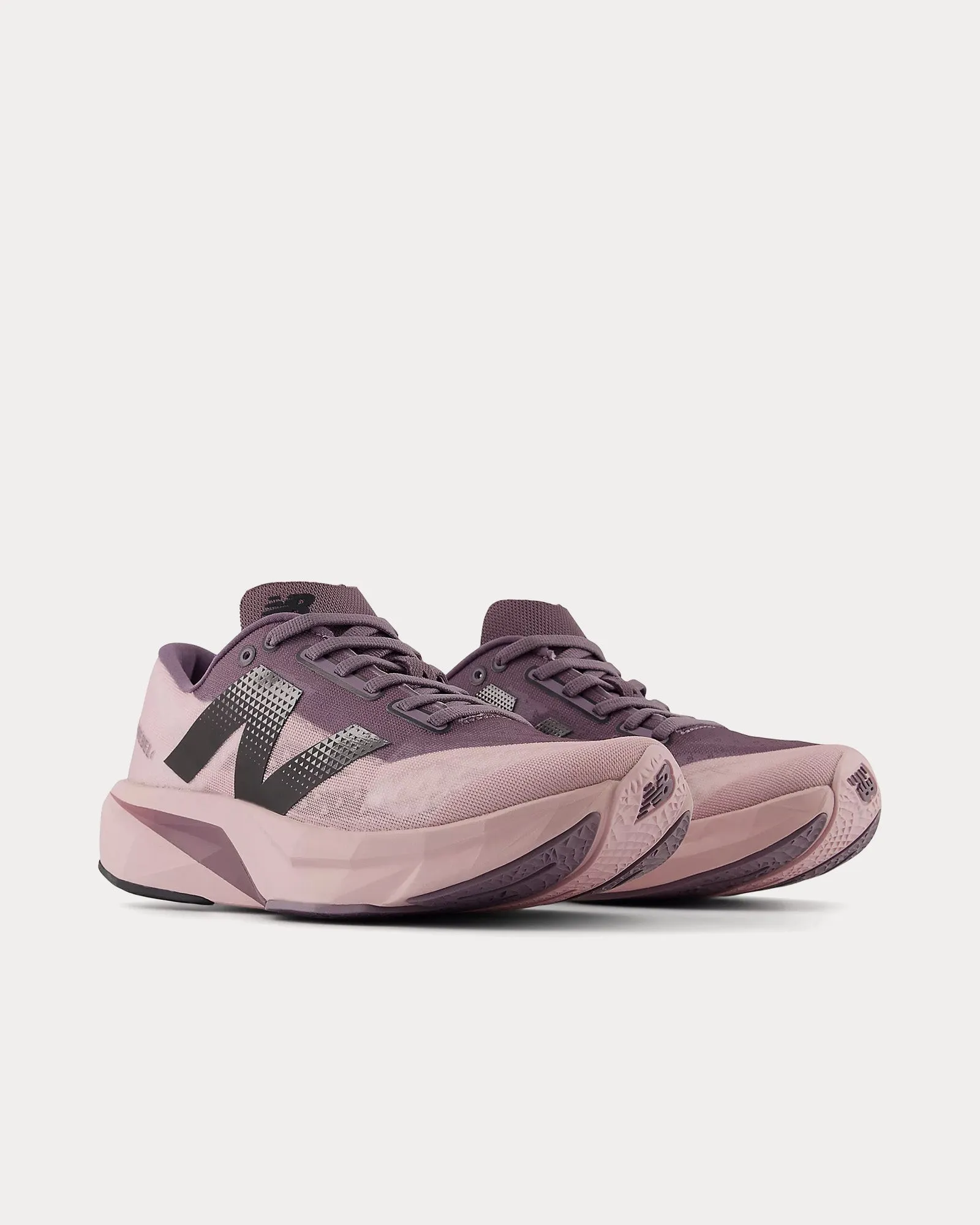 FuelCell Rebel v4 Twilight Haze / Dark Ice Wine / Black Running Shoes