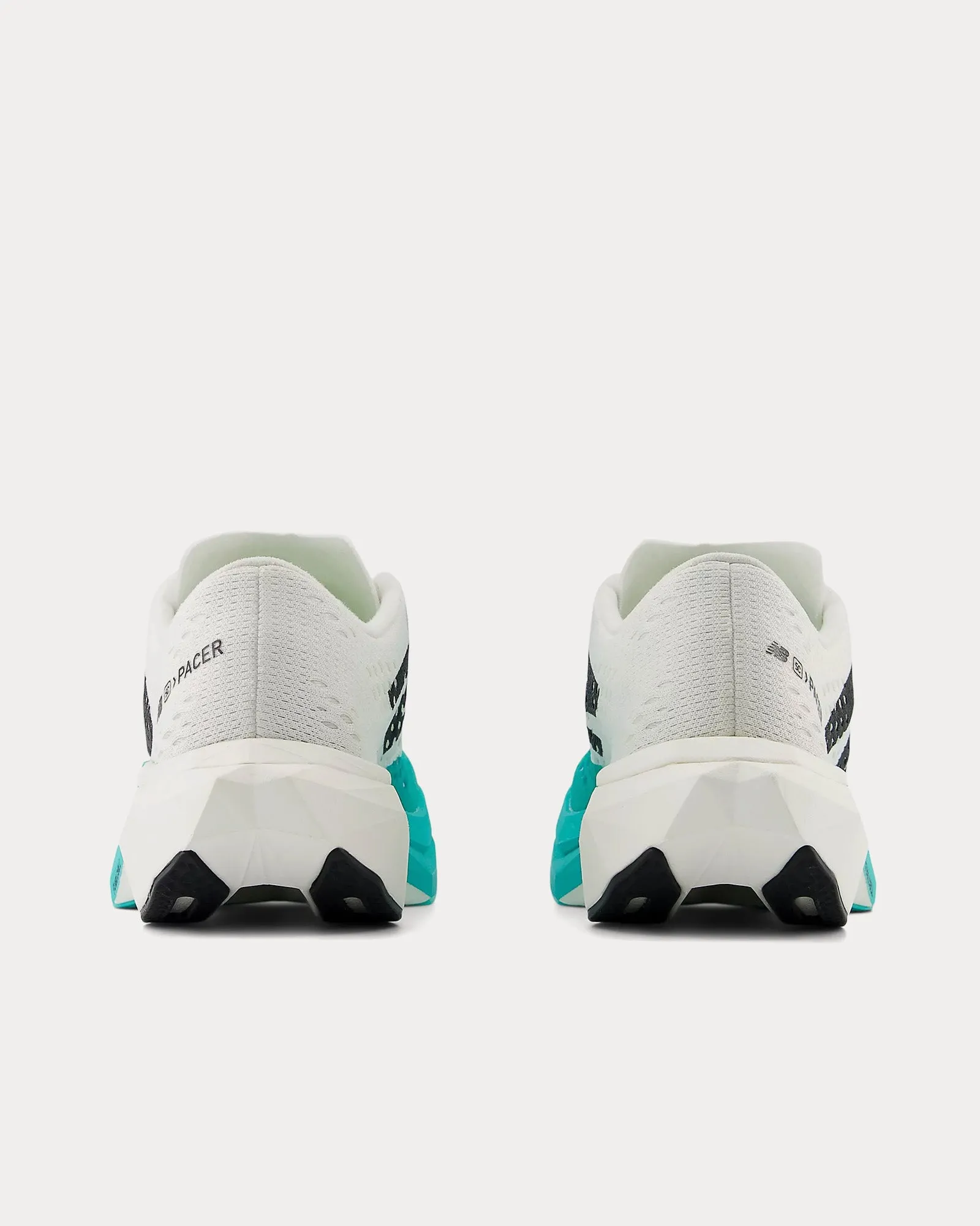 FuelCell SuperComp Trainer v3 White / Cyber Jade / Silver Metallic Running Shoes