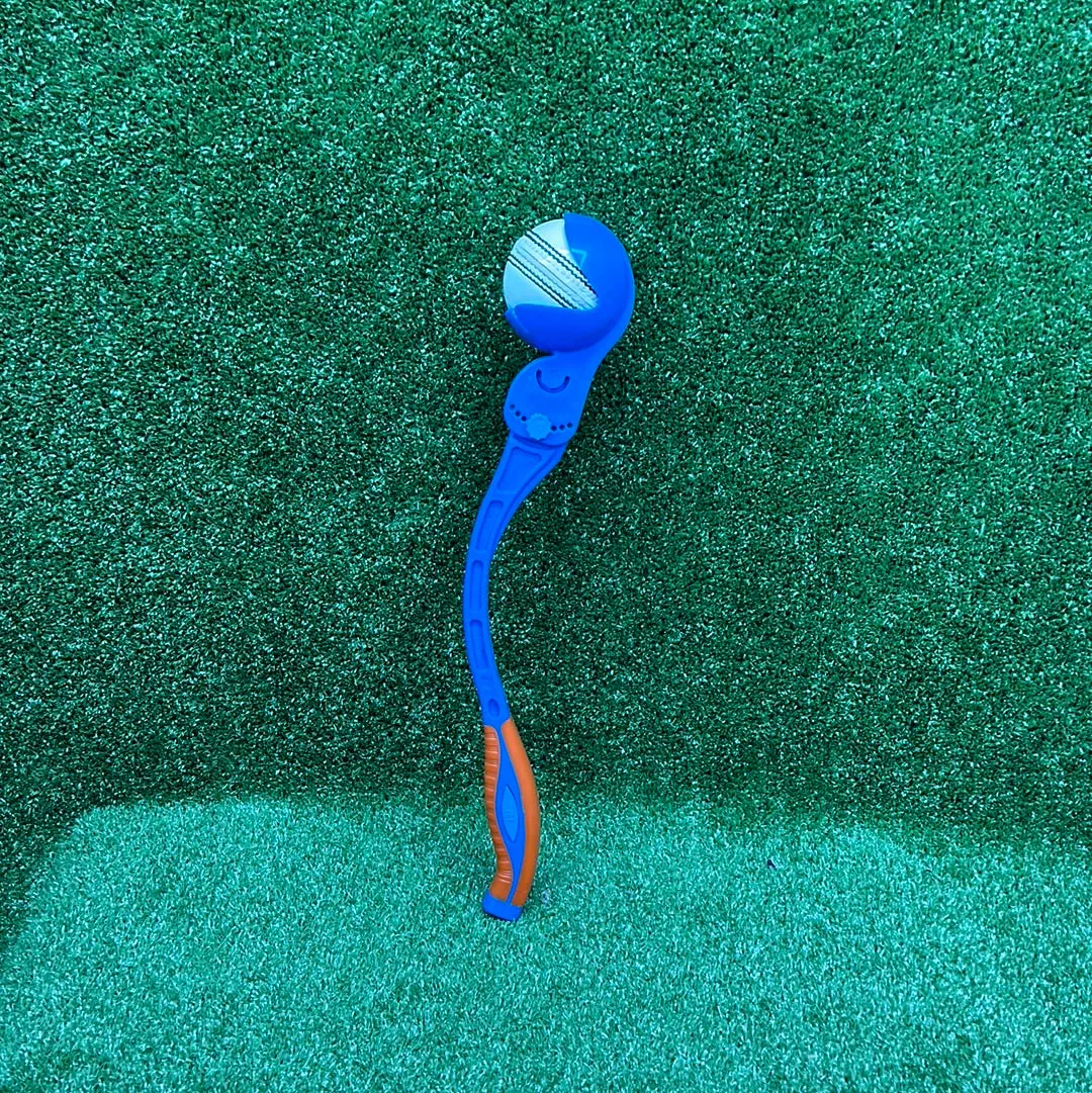 Leverage Cricket Roboarm Adjustable Ball Thrower Mini 17 inches