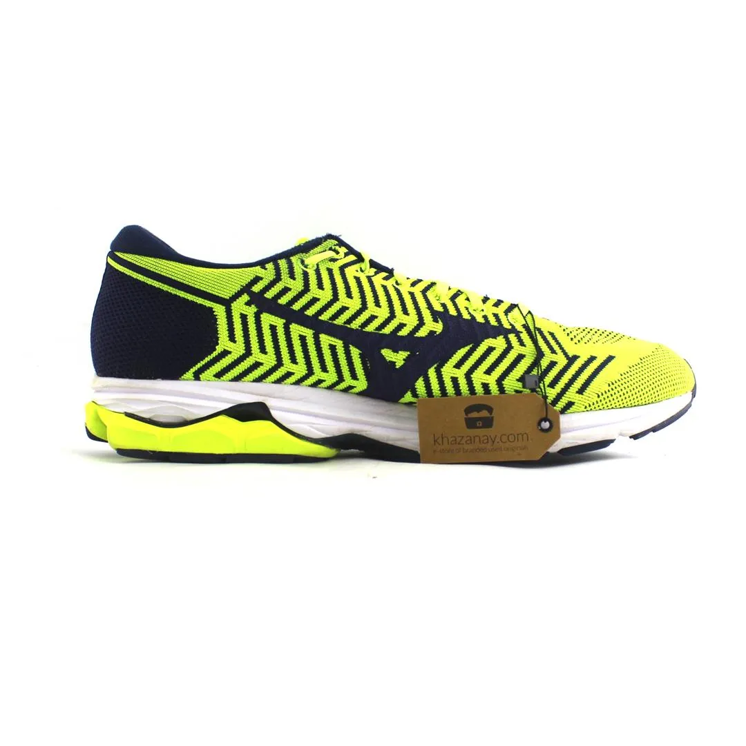 MIZUNO WAVEKNIT R2