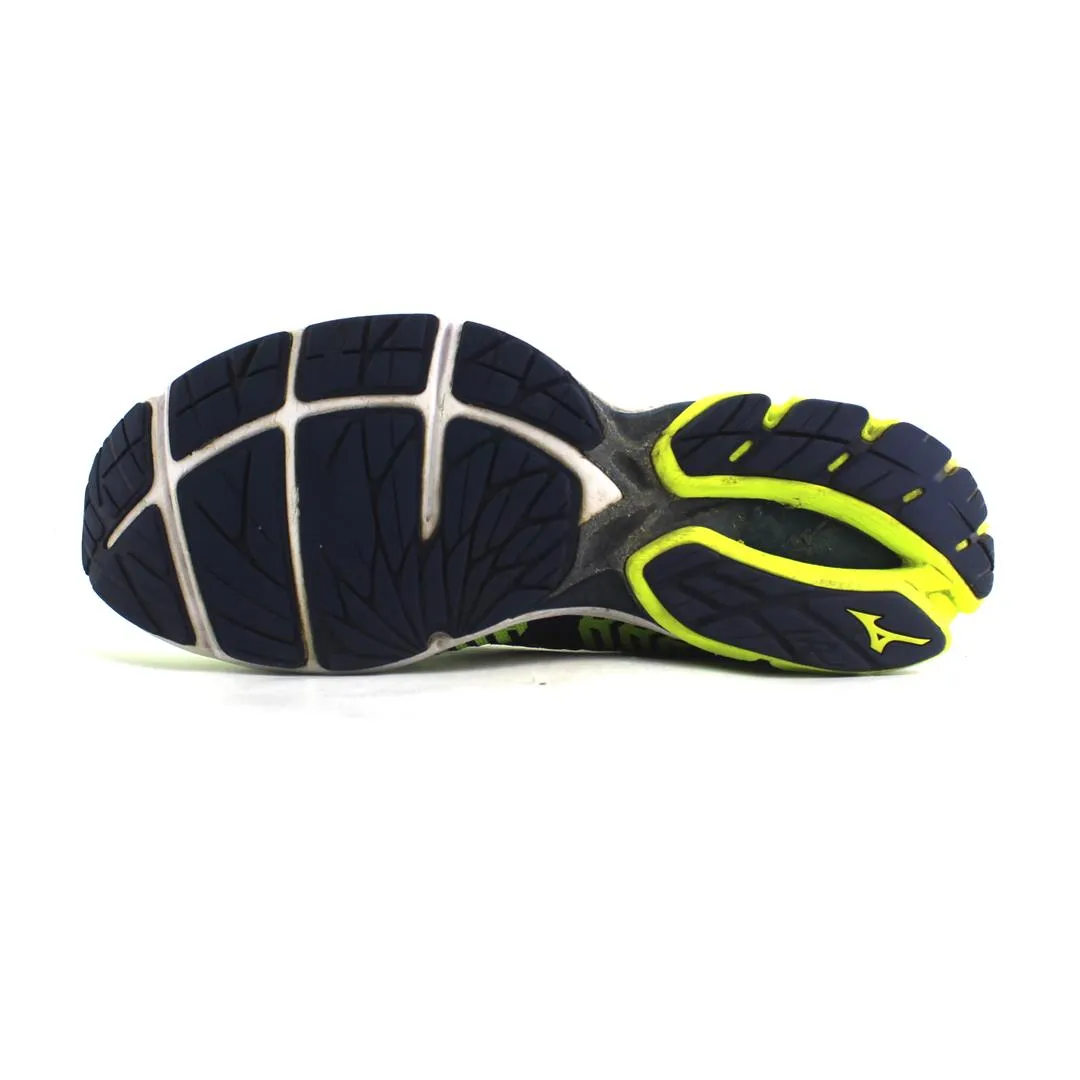 MIZUNO WAVEKNIT R2
