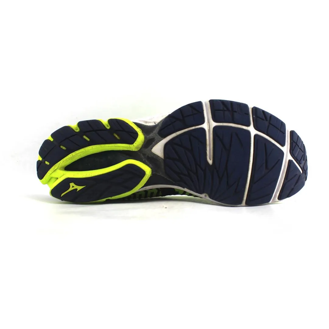 MIZUNO WAVEKNIT R2