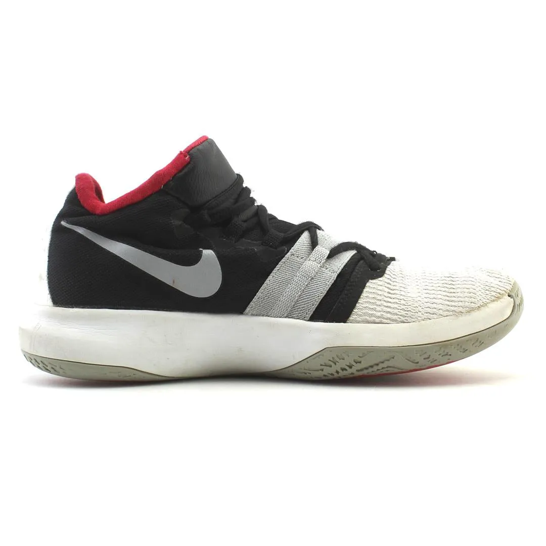 NIKE KYRIE FLYTRAP 11