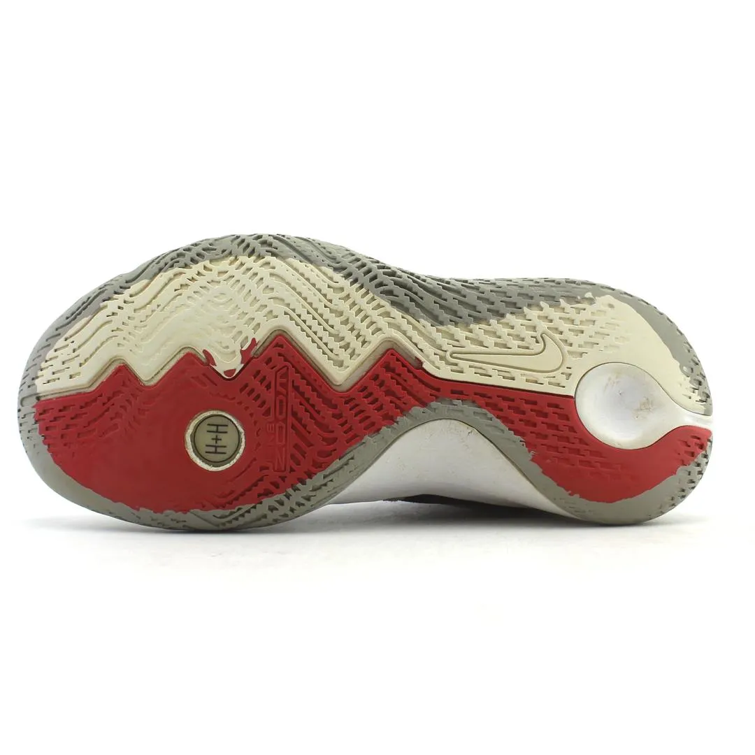 NIKE KYRIE FLYTRAP 11