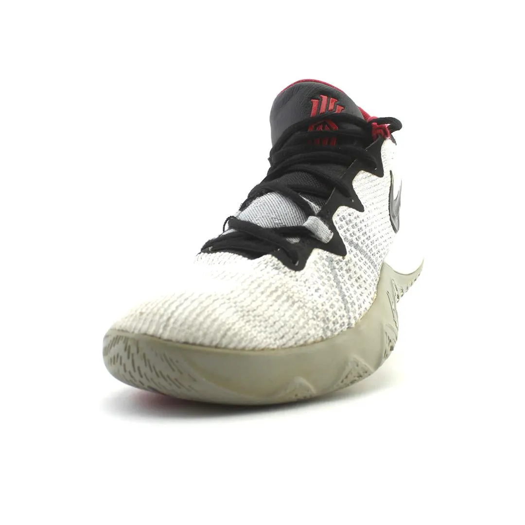 NIKE KYRIE FLYTRAP 11