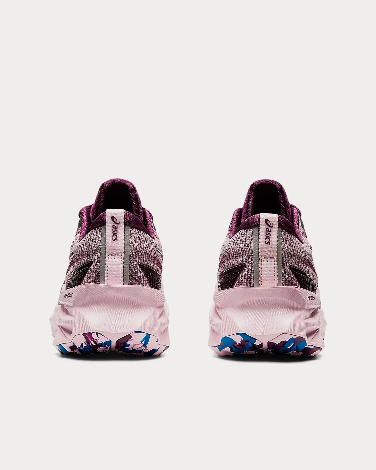 NOVABLAST 2 LE Deep Plum / Barely Rose Running Shoes