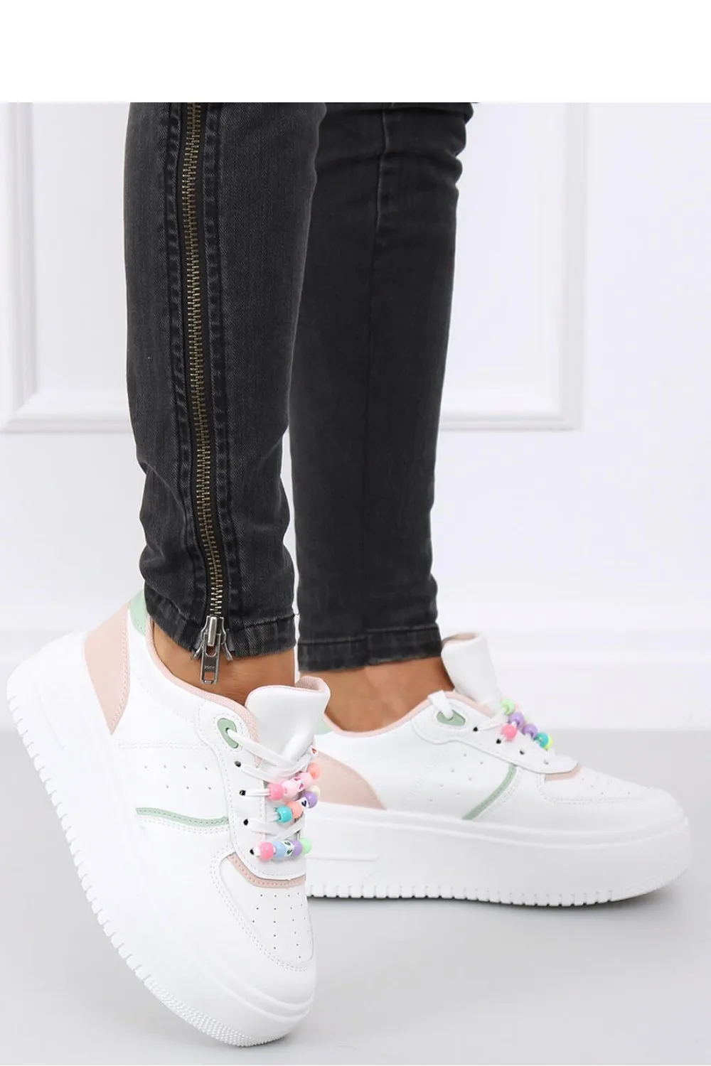 Sneakers model 163881 Inello