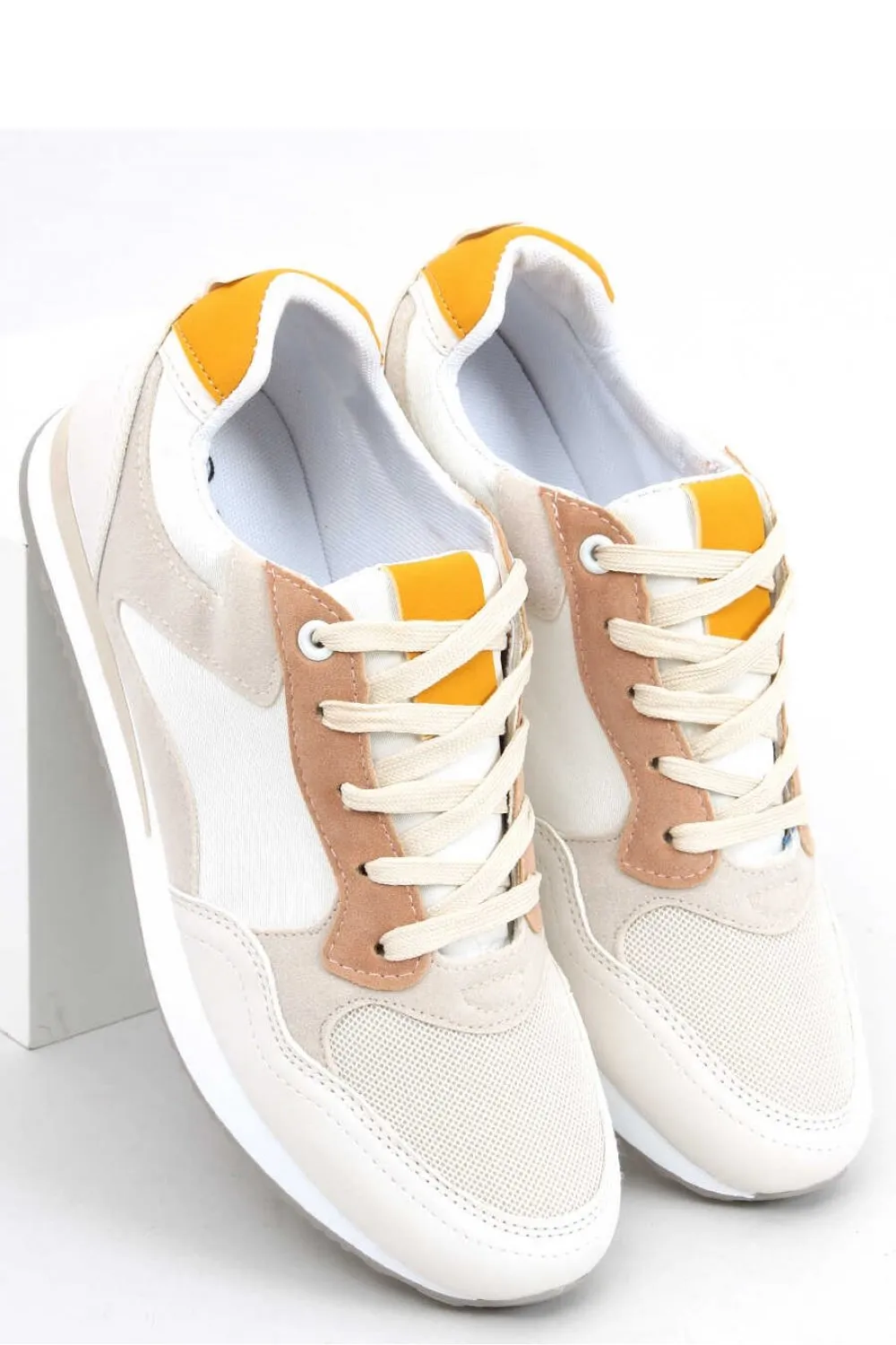 Sport Shoes model 163903 Inello